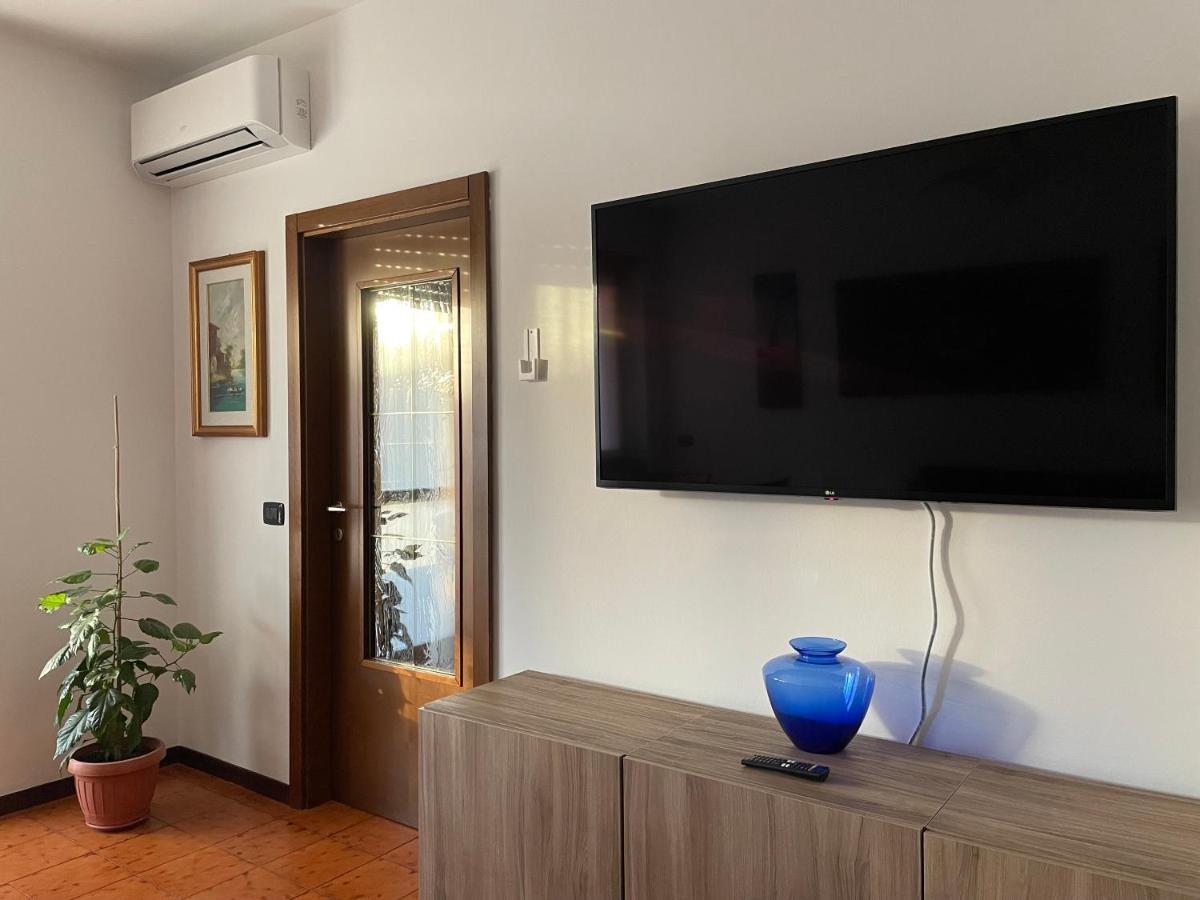 Appartamento Spazioso Con 3 Camere Da Letto ريفا ديل غاردا المظهر الخارجي الصورة