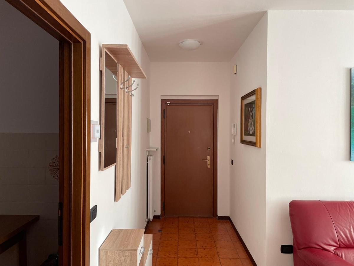 Appartamento Spazioso Con 3 Camere Da Letto ريفا ديل غاردا المظهر الخارجي الصورة